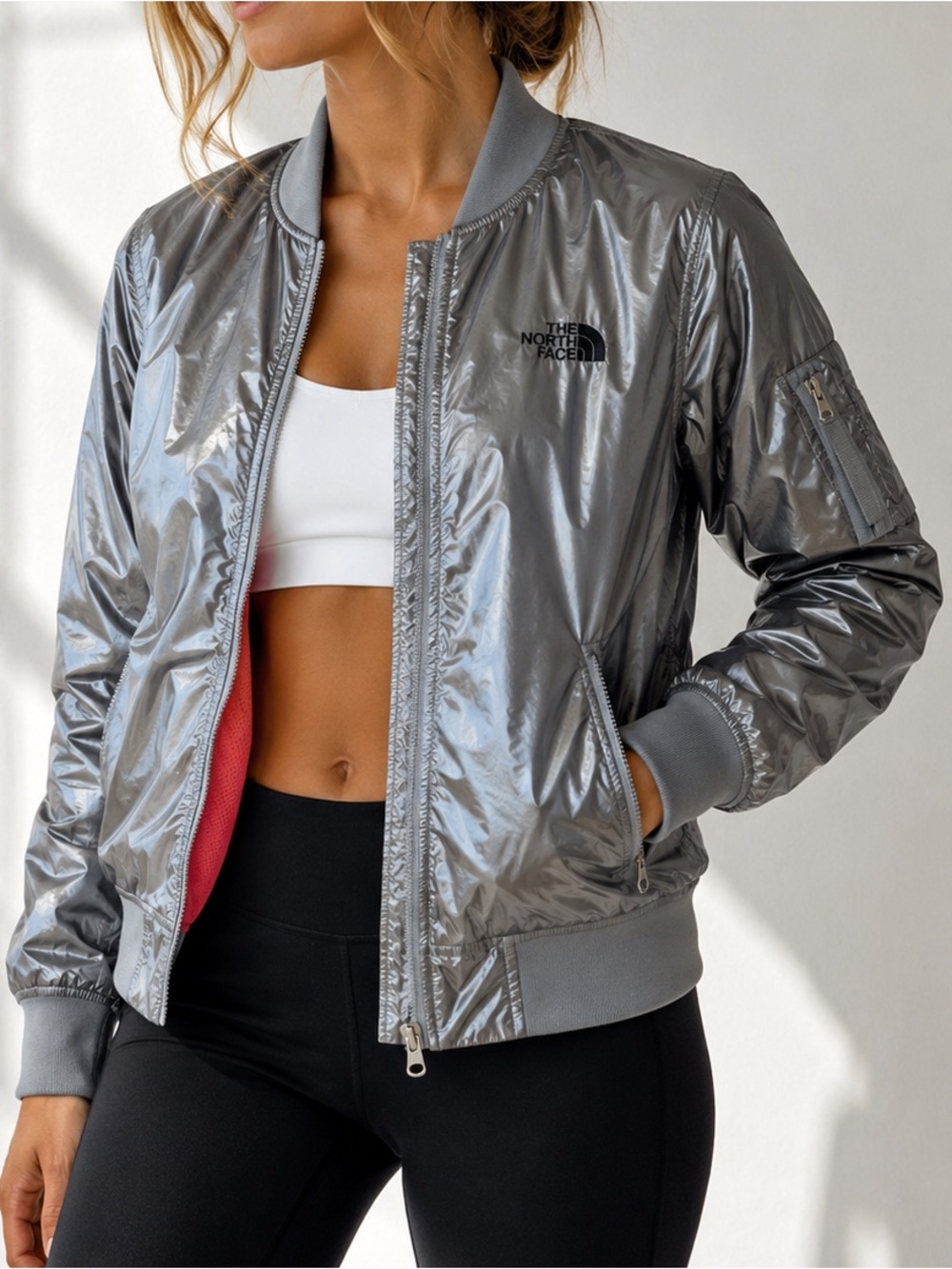 The North Face WindWall Silver Lightweight Bomber Jacket Mesh Lined Full Zip